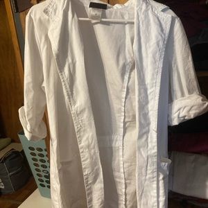 Women’s white scrub coat 3/4 sleeve